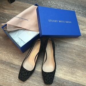 NEW IN BOX: Stuart Weitzman Black Pump Size 10
